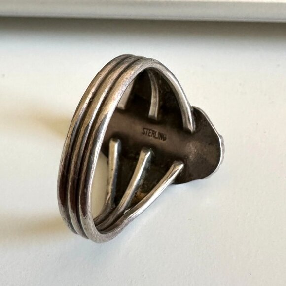 Vintage Native American Lapis Ring, Sterling Silver Size 8, Boho Jewelry - Picture 5 of 9